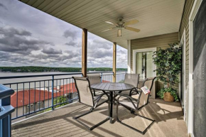 Private Deck and Community Perks Lake Ozark Condo